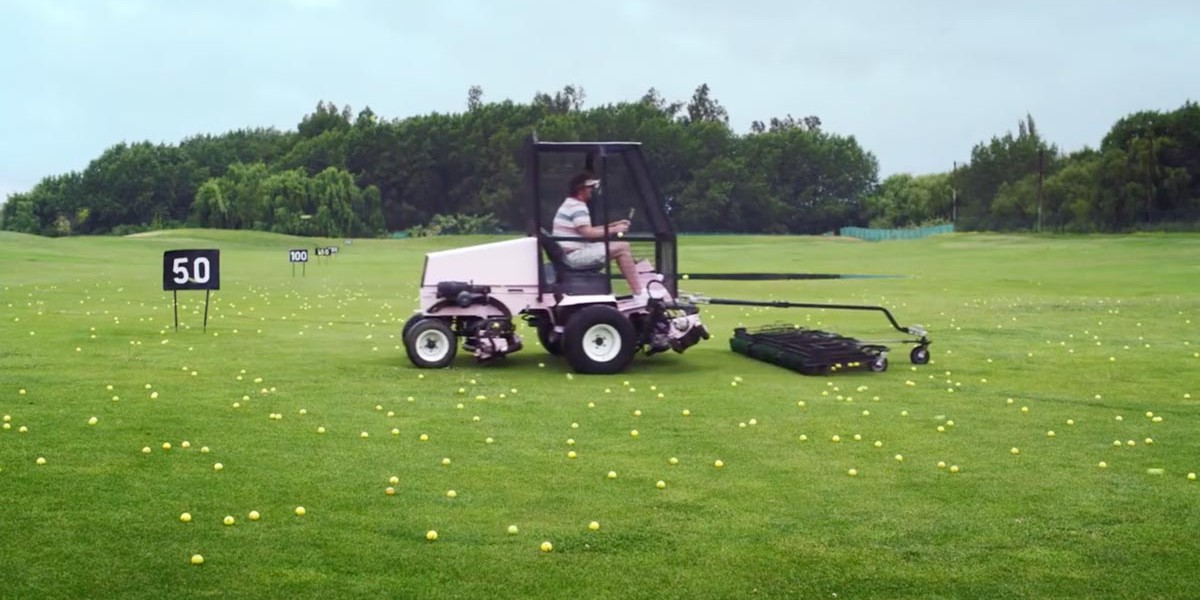 Booking.com | Driving Range